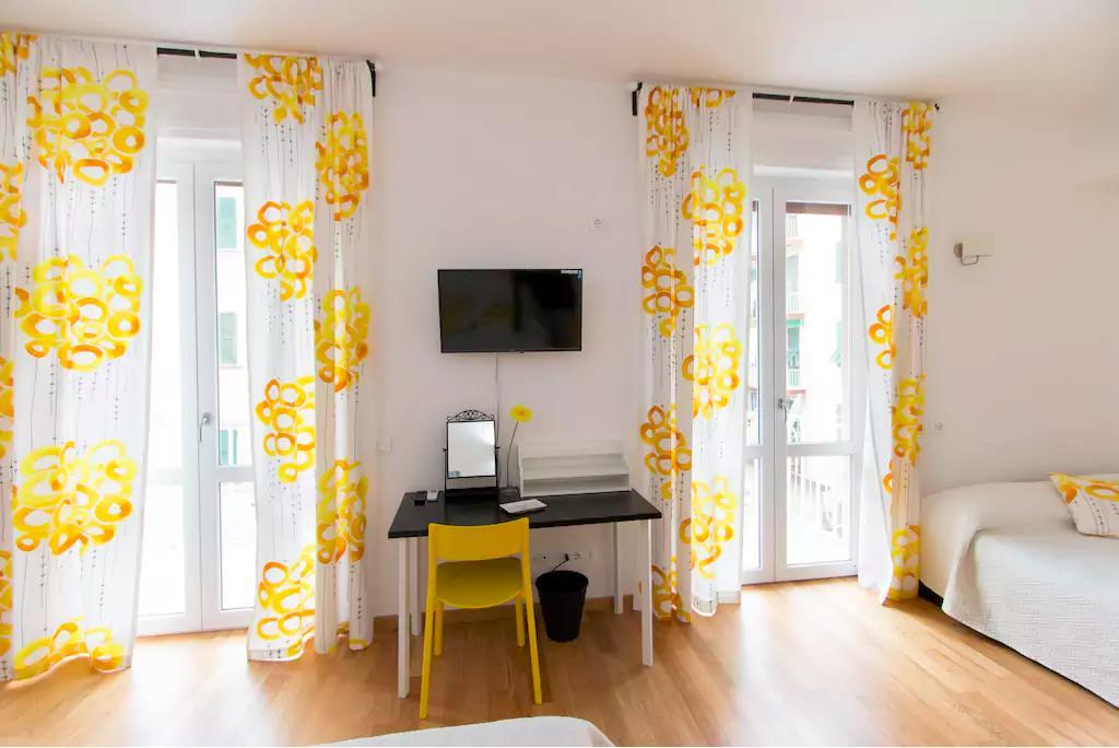Via Colombo Holiday Rooms Λα Σπέτσια Εξωτερικό φωτογραφία