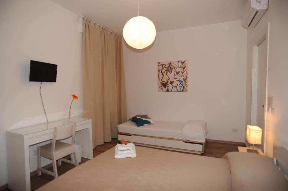 Via Colombo Holiday Rooms Λα Σπέτσια Εξωτερικό φωτογραφία